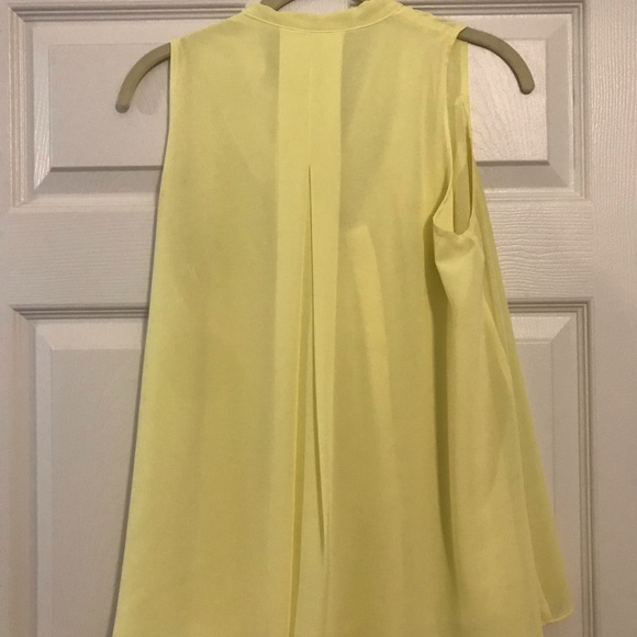 yellow sleeveless button down with tie - Picture 3 of 3